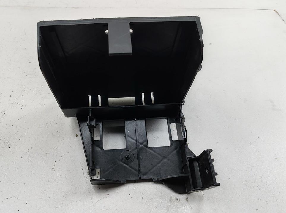 короб предохранителей Audi Q7 4L 2011, 3.0 л., бензин, АКПП, чёрный, внедорожник 5 дв., 40907461