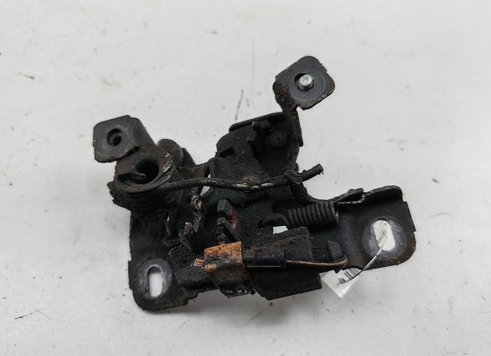 замок капота Audi A6 C5 1998, 2.8 л., бензин, АКПП, серый, седан, 8D0823509C
