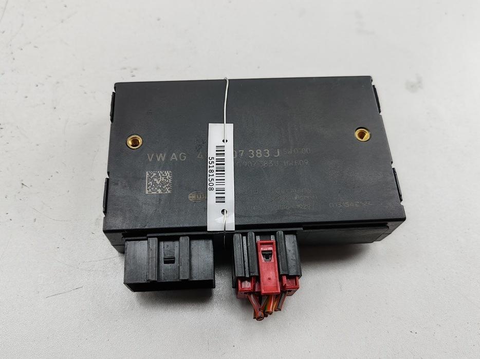 модуль подключения прицепа Audi Q7 4L 2011, 3.0 л., бензин, АКПП, чёрный, внедорожник 5 дв., 4E0907383J