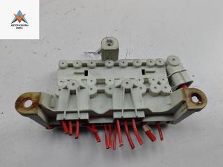 блок предохранителей BMW 7 серия E38 [рестайлинг] 1999, 2.8 л., бензин, АКПП, чёрный, седан, 8365530