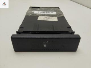 подстаканник Ford Galaxy 1 поколение [рестайлинг] 2005, 1.9 л., дизель, АКПП, серый, минивэн, 7M5858601