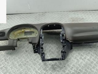 панель передняя салона (торпедо) Chrysler Voyager 4 поколение 2001, 2.4 л., бензин, МКПП, серый, минивэн, 5009157AB