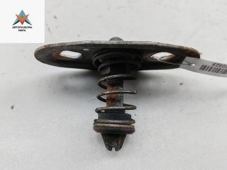 замок капота BMW 5 серия E39 1999, 2.5 л., бензин, МКПП, серый, универсал, 8176594