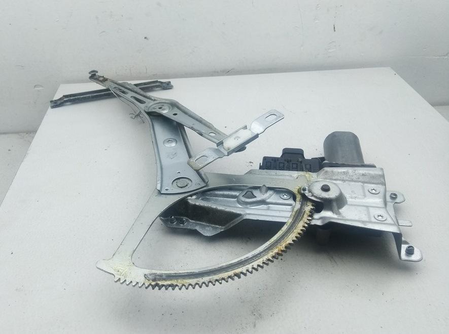 стеклоподъемник электрический передний левый Opel Astra H 2005, 1.6 л., бензин, МКПП, синий, хетчбэк 5 дв., 13100417