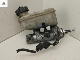 цилиндр тормозной главный Kia Sorento 1 поколение 2003, 2.5 л., дизель, АКПП, зелёный, внедорожник 5 дв.