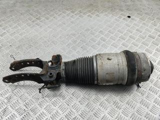 стойка передняя Volkswagen Touareg 1 поколение 2003, 2.5 л., дизель, АКПП, чёрный, внедорожник 5 дв., 7L6412021T