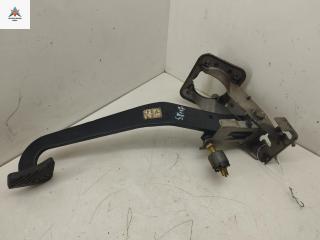 педаль тормоза Kia Sorento 1 поколение 2004, 2.5 л., дизель, МКПП, серый, внедорожник 5 дв.