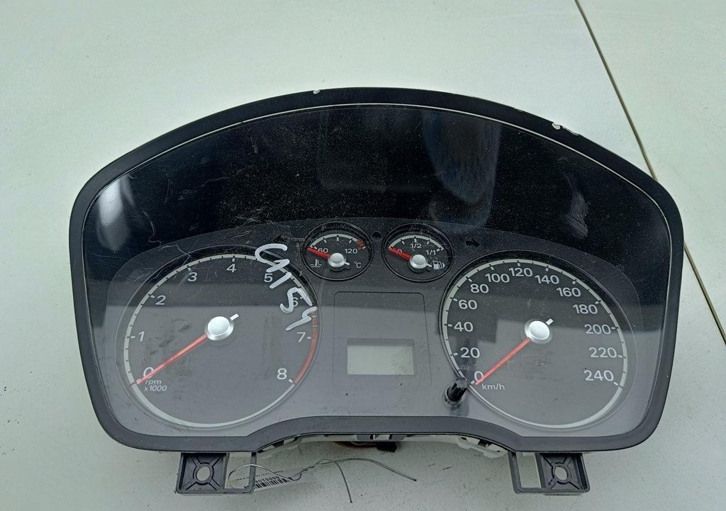 приборная панель Ford Focus II 2006, 1.4 л., бензин, МКПП, серый, универсал, 4M5T10849AL