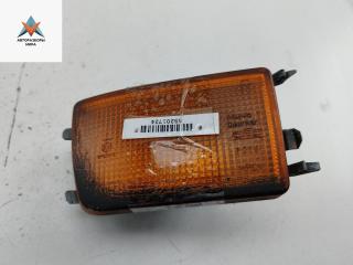 Поворотник (указатель поворота) правый Volkswagen Golf 3 поколение 1997, 1.6 л., бензин, МКПП, красный, хетчбэк 3 дв., 1H0953156C