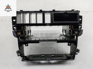 рамка под магнитолу Audi A4 B5 1997, 1.6 л., бензин, МКПП, серый, седан, 8D0858005