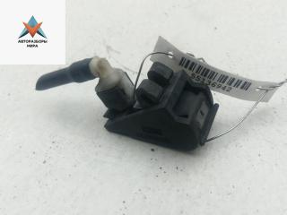 форсунка омывателя лобового стекла Skoda Octavia mk2 (A5 1Z) 2007, 1.6 л., бензин, МКПП, чёрный, универсал, 8Z0955987B