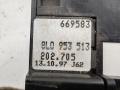 переключатель поворотов Volkswagen Passat B5 1997, 1.8 л., бензин, МКПП, синий, универсал, 8L0953513 - фото №4