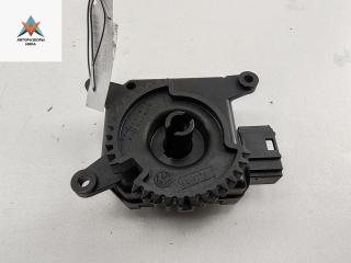 моторчик заслонки печки Skoda Fabia 2 поколение (5J) 2009, 1.2 л., бензин, МКПП, серый, хетчбэк 5 дв., 3093668201AD