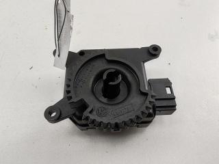 моторчик заслонки печки Skoda Fabia 2 поколение (5J) 2009, 1.2 л., бензин, МКПП, серый, хетчбэк 5 дв., 3093668201AD
