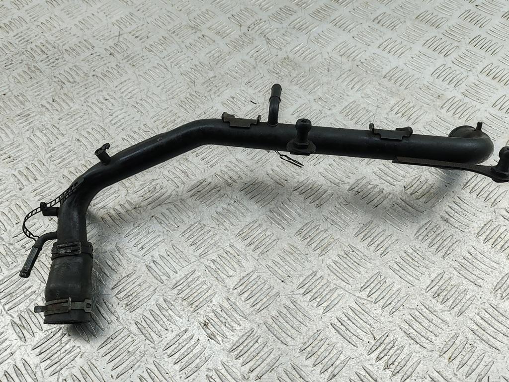 трубка охлаждающей жидкости Volkswagen Passat B5+ (GP) 2001, 2.0 л., бензин, МКПП, 06B121071AF