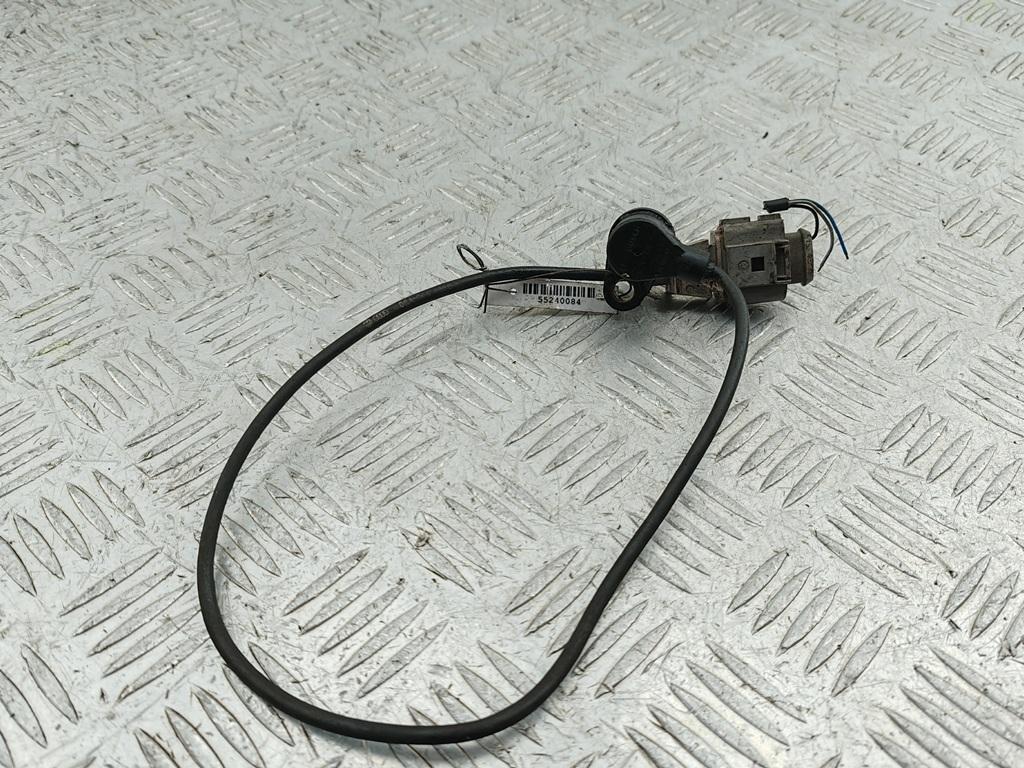 датчик коленвала Volkswagen Passat B5+ (GP) 2001, 2.0 л., бензин, МКПП, серый, седан, 0261210148