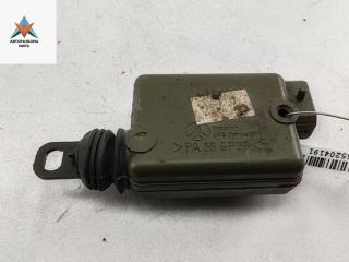 Активатор (привод) замка двери задней левой Dacia (Renault) Logan 2007, 1.5 л., дизель, МКПП, синий, универсал