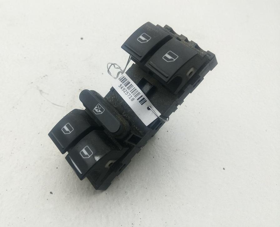 блок управления стеклоподъемниками Volkswagen Passat B6 2006, 2.0 л., дизель, МКПП, чёрный, универсал, 1K4959857B