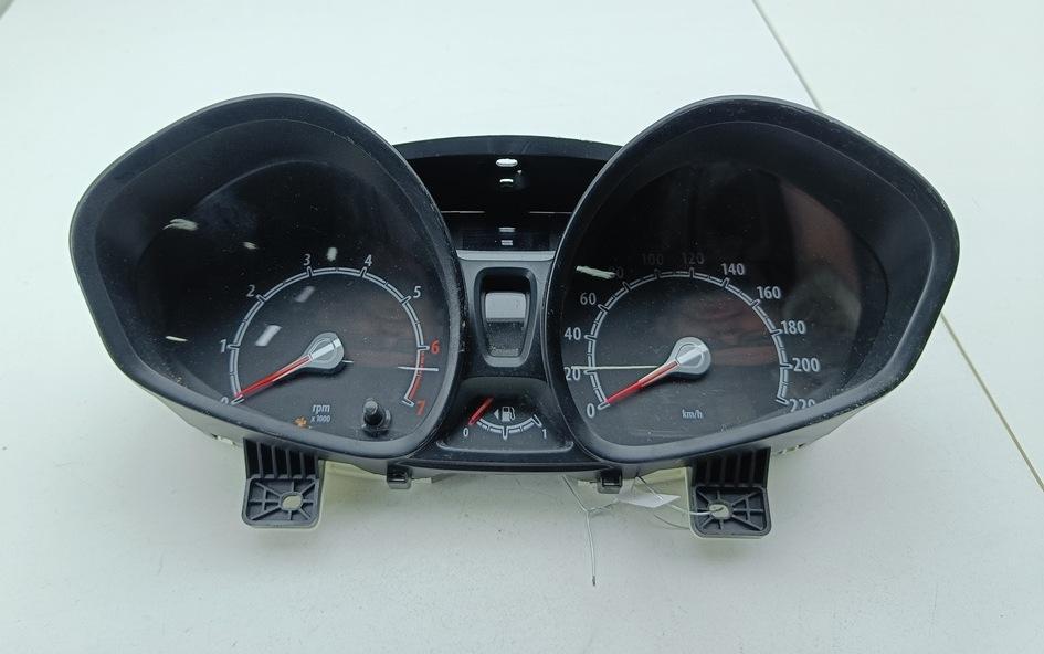 приборная панель Ford Fiesta 2009, 1.3 л., бензин, МКПП, красный, хетчбэк 3 дв., 8A6T10849AH