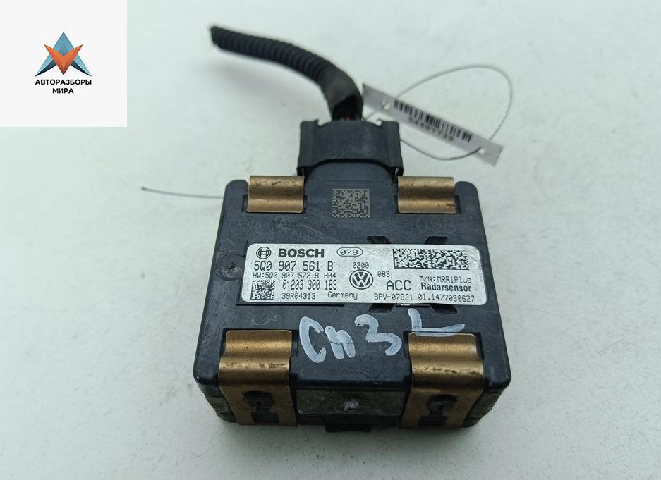 дистроник Skoda Octavia mk3 (A7 5E) 2014, 1.4 л., бензин, МКПП, коричневый, хетчбэк 5 дв., 5Q0907561B - фото №1