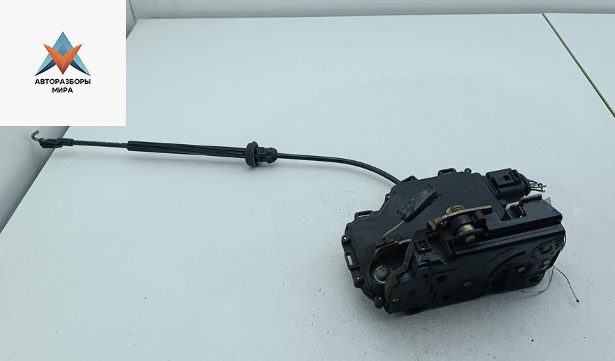 замок двери задней левой Volkswagen Bora 1 поколение 2000, 2.0 л., бензин, МКПП, синий, универсал, C3B1837016A - фото №1