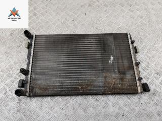 радиатор охлаждения Skoda Fabia 1 поколение (6Y) [рестайлинг] 2006, 1.2 л., бензин, МКПП, чёрный, универсал, 6Q0121253Q