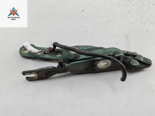 петля капота левая BMW 3 серия E46 1999, зелёный, универсал, 8200123