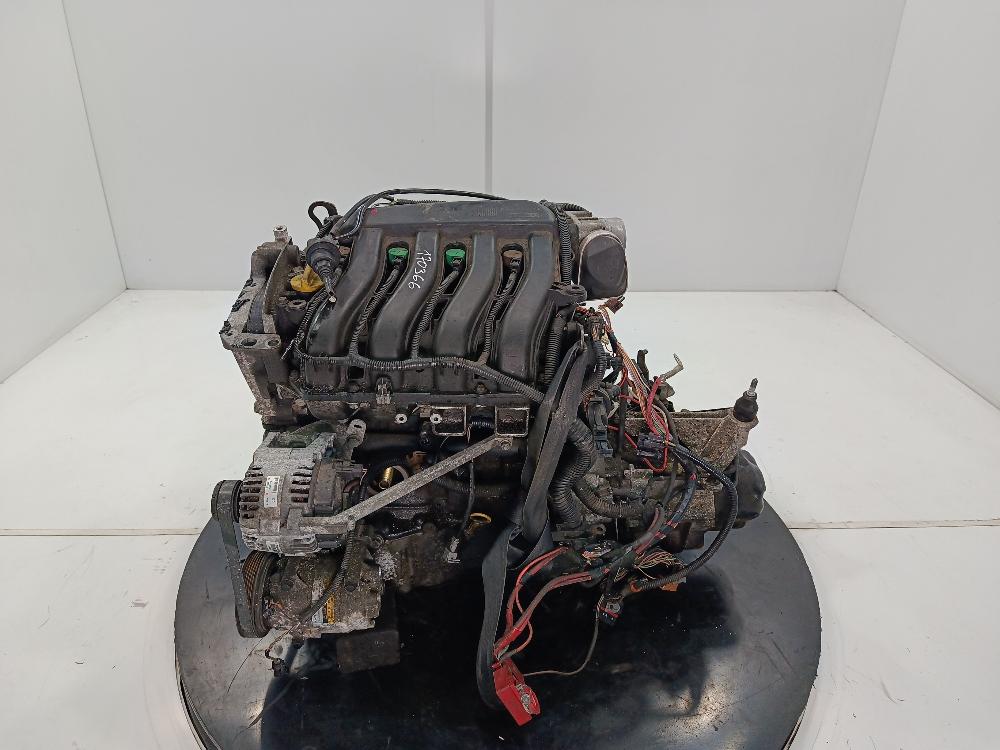 двигатель Renault Scenic 2 поколение 2005, цвет, K4M782 - фото №1