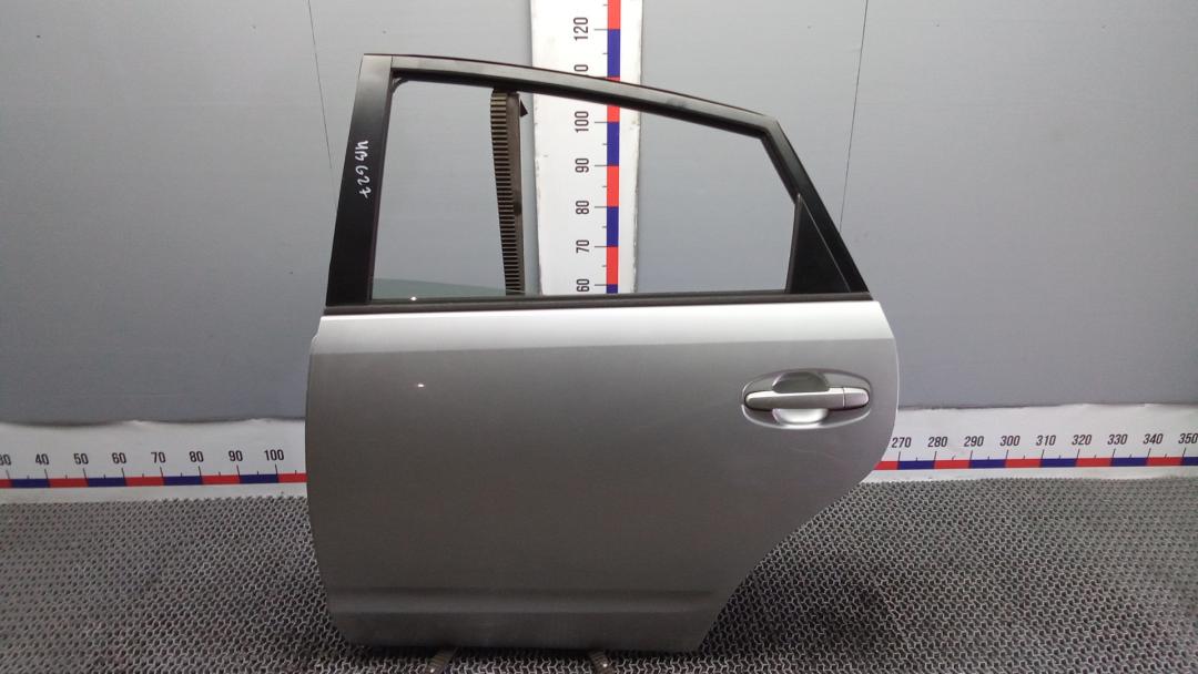 дверь задняя левая Toyota Prius 2 поколение 2005, 1.5 л., бензин, АКПП, хетчбэк 5 дв. - фото №1