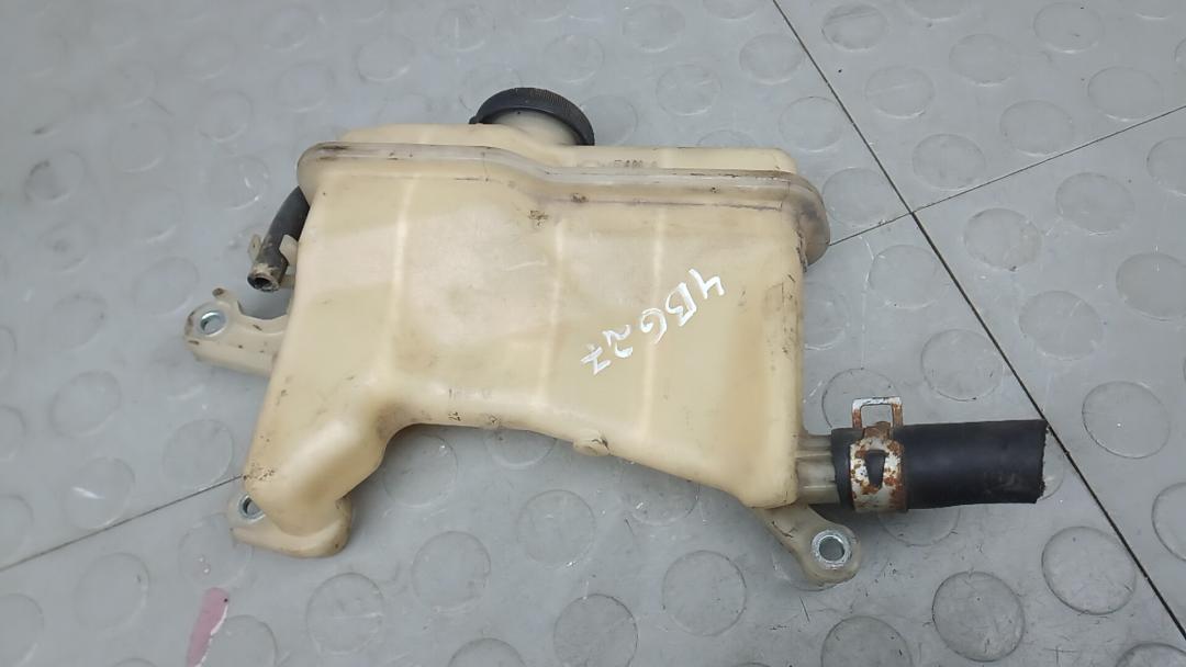 бачок расширительный Toyota Prius 2 поколение 2005, 1.5 л., бензин, АКПП, хетчбэк 5 дв. - фото №1