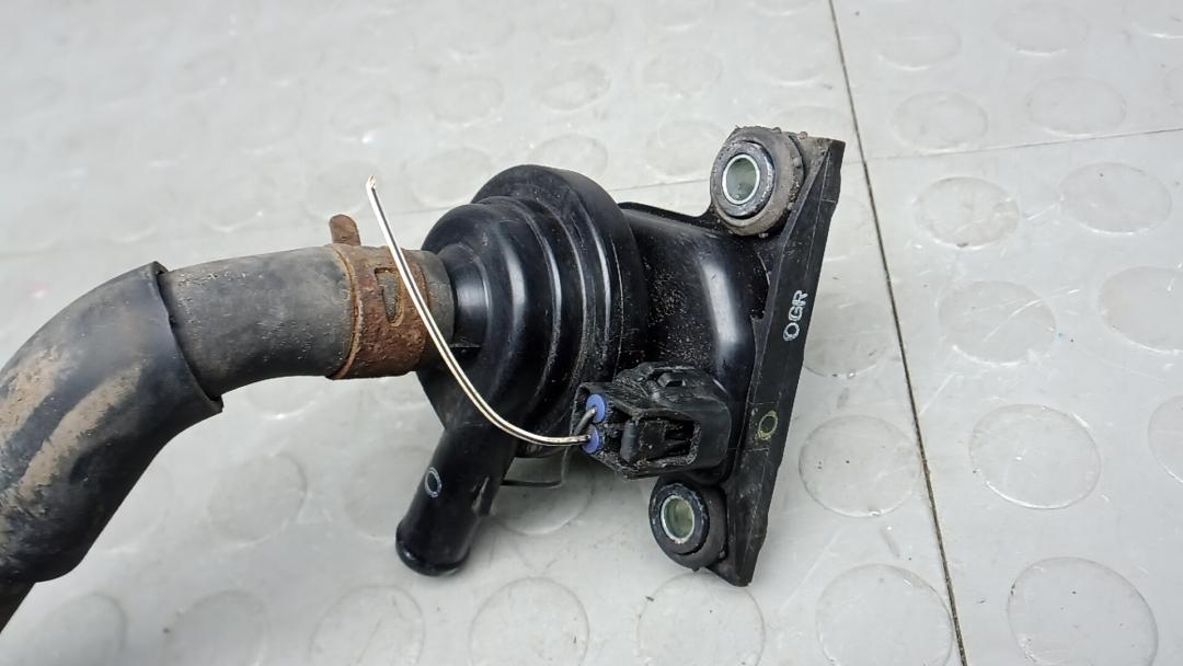 насос антифриза дополнительный Toyota Prius 2 поколение 2005, 1.5 л., бензин, АКПП, хетчбэк 5 дв. - фото №1