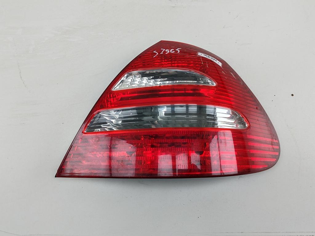 фонарь задний правый Mercedes-Benz E W211 2006, 2.2 л., дизель, АКПП, серый, седан, 2118200464