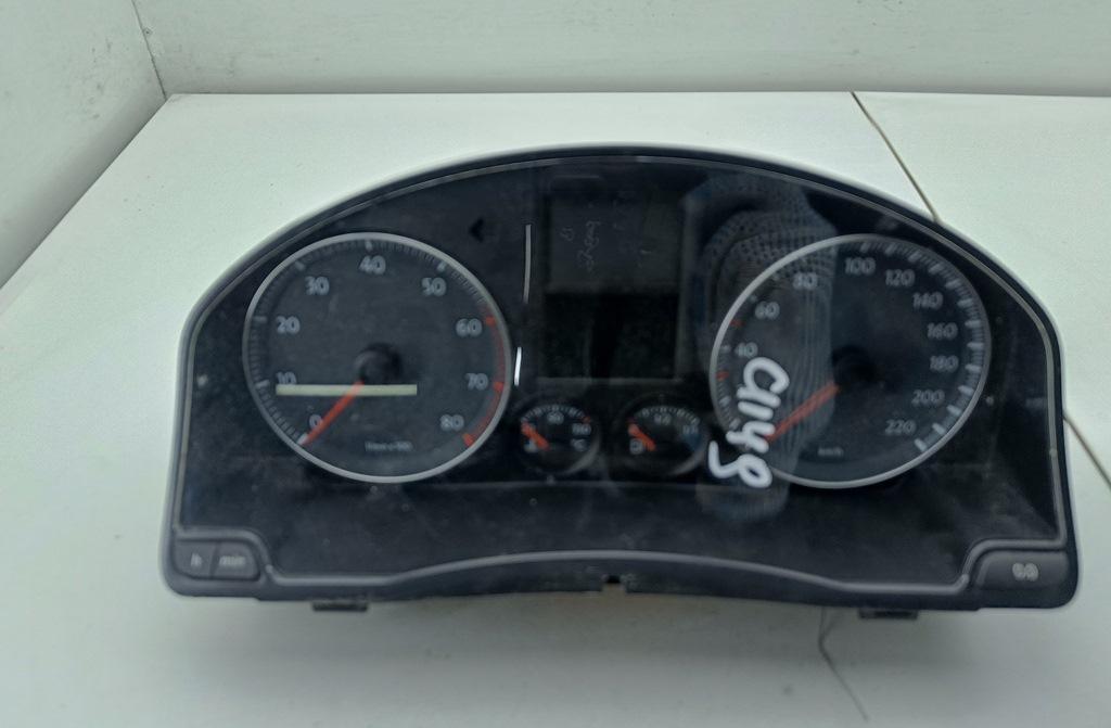 приборная панель Volkswagen Golf-5 2006, 1.4 л., бензин, МКПП, синий, хетчбэк 5 дв., 1K0920862HX