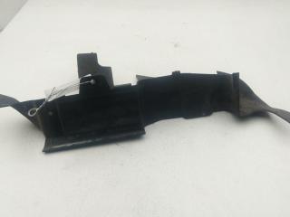 диффузор вентилятора Audi A4 B5 1996, 1.8 л., бензин, МКПП, серый, универсал, 8D0121284B