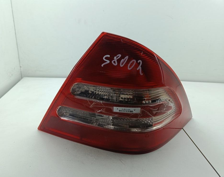 фонарь задний правый Mercedes-Benz C W203 2002, 2.2 л., дизель, МКПП, серый, седан