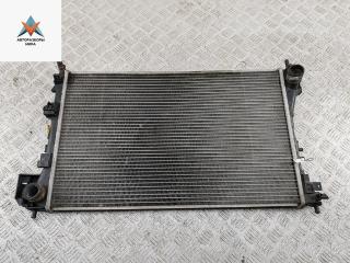 радиатор охлаждения Opel Vectra C 2002, 1.6 л., бензин, МКПП, серый, седан