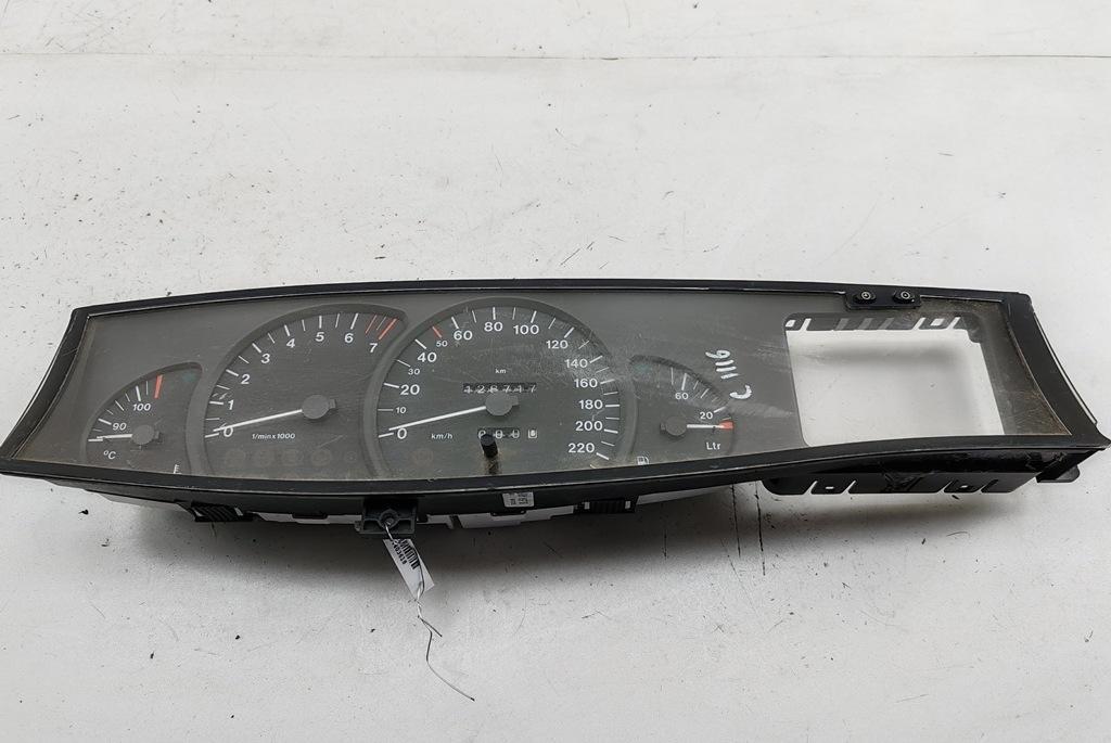 приборная панель Opel Omega B 1998, 2.0 л., бензин, МКПП, серый, седан, 90564481