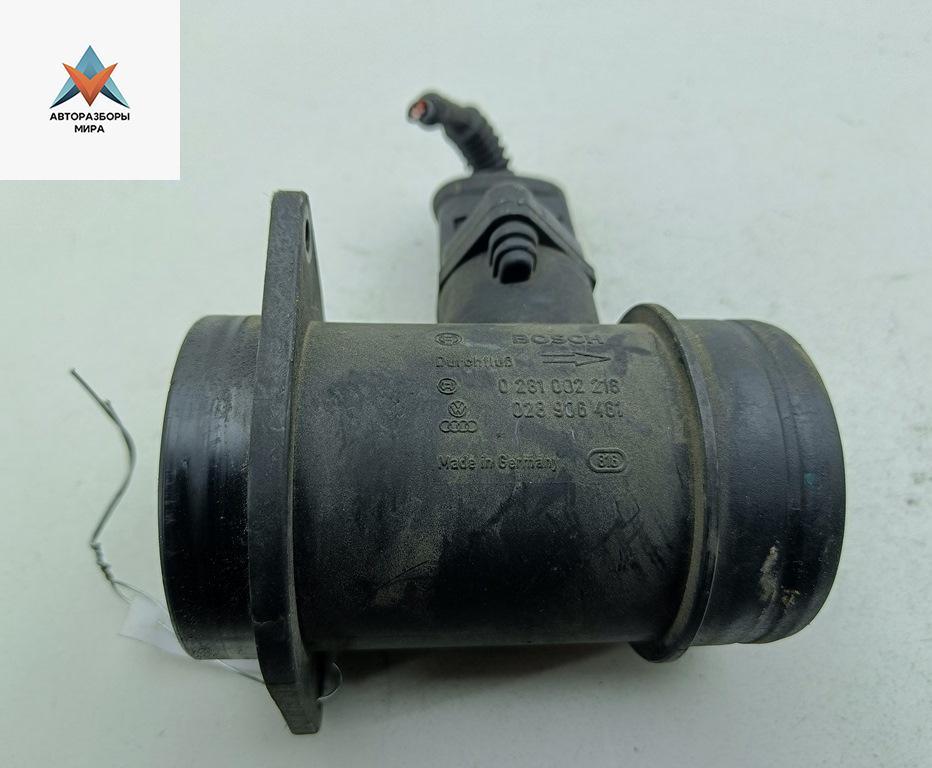 Расходомер (измеритель потока воздуха) Volkswagen Passat B5 1999, 1.9 л., дизель, МКПП, серый, универсал, 028906461 - фото №1