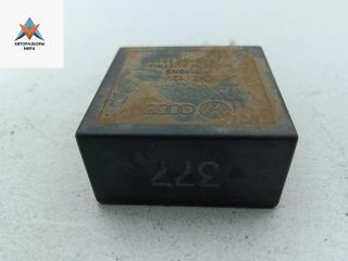 Реле стеклоочистителя (дворников) Volkswagen Passat B5 [рестайлинг] 2001, 2.5 л., дизель, МКПП, серый, универсал, 4B0955531A