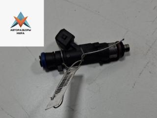 форсунка Dacia (Renault) Sandero I 2010, 1.4 л., бензин, МКПП, красный, хетчбэк 5 дв., 8200227124