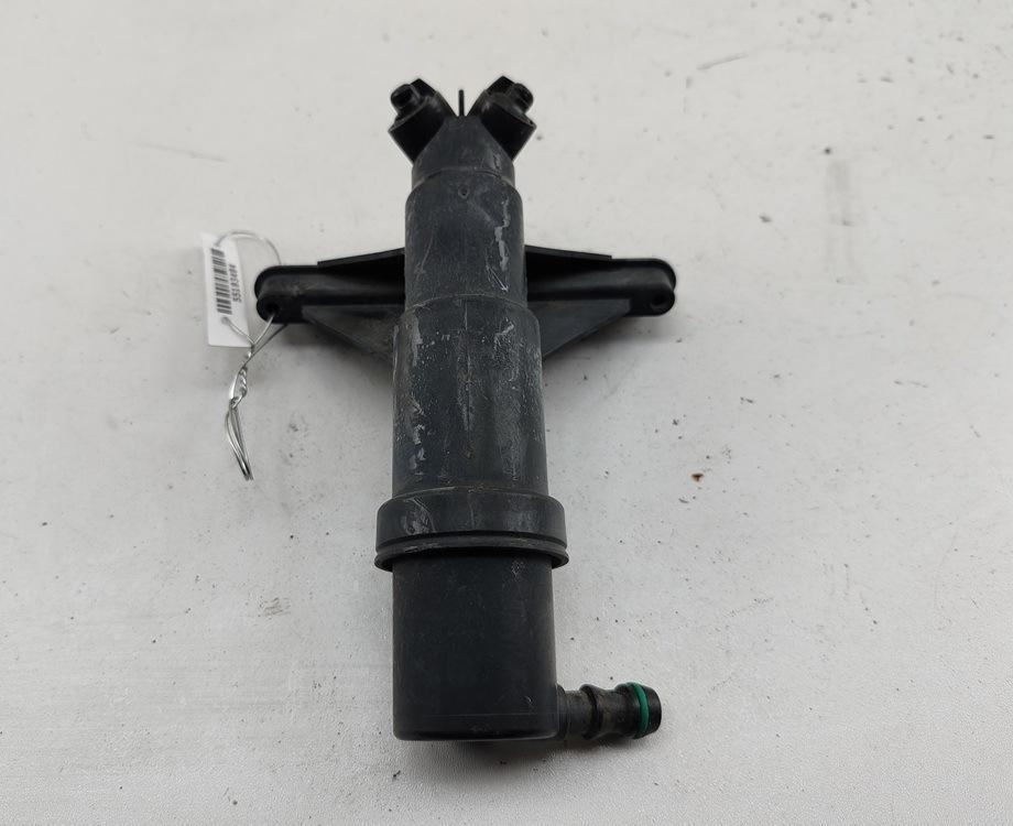 форсунка омывателя фары BMW 5 E60/E61 2006, 2.5 л., дизель, АКПП, чёрный, универсал, 7038415