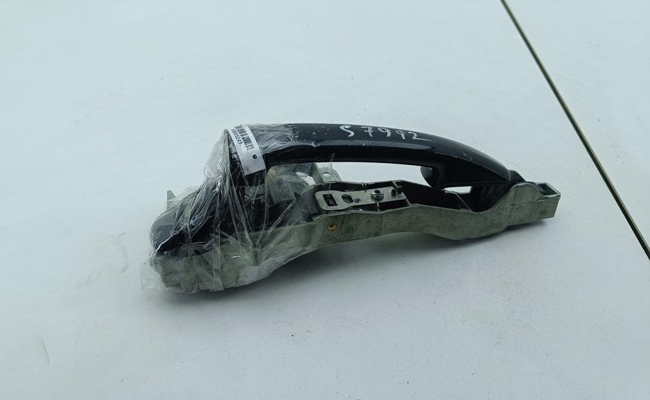 ручка наружная задняя левая Citroen C4 2007, 1.6 л., бензин, МКПП, чёрный, хетчбэк 5 дв., 9682508180