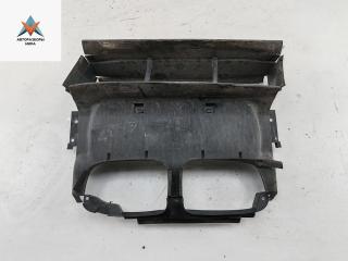 диффузор вентилятора BMW 3 серия E46 [рестайлинг] 2002, 1.8 л., бензин, МКПП, красный, хетчбэк 3 дв., 8268377