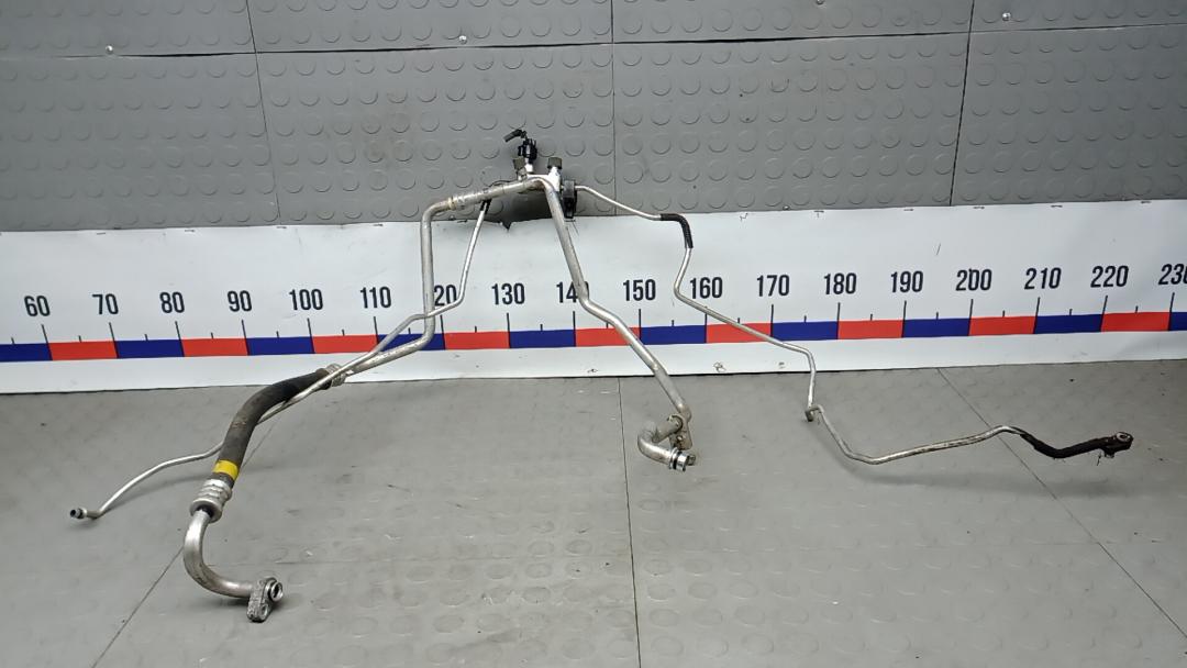 трубка кондиционера Toyota Auris 2 поколение 2014, 1.8 л., бензин, АКПП, универсал - фото №1