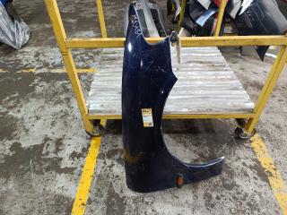 крыло переднее правое Opel Vectra B 1997, цвет