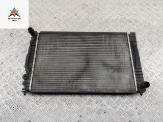 радиатор охлаждения Audi A6 4B/C5 1998, 2.4 л., бензин, МКПП, зелёный, седан, 8MK376715331