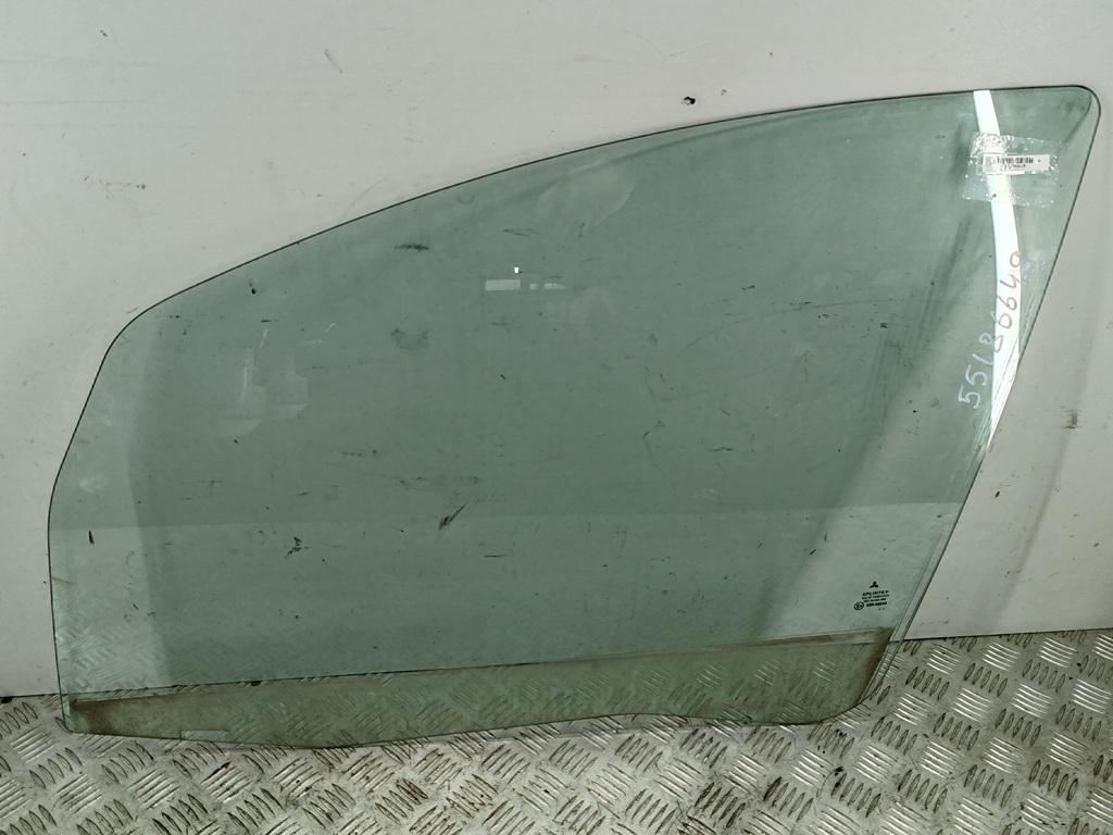 стекло двери передней левой Mitsubishi Colt 2005, 1.3 л., бензин, МКПП, синий, хетчбэк 5 дв.