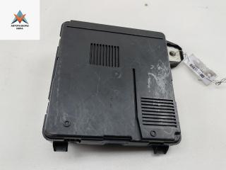 блок предохранителей Renault Scenic 2 поколение 2005, 2.0 л., бензин, АКПП, чёрный, минивэн, 8200306032