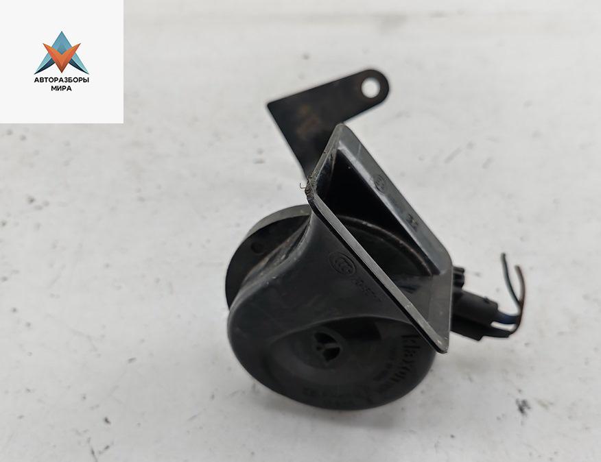 сигнал (клаксон) Audi A4 B5 1996, 2.6 л., бензин, МКПП, синий, универсал, 0092018 - фото №1