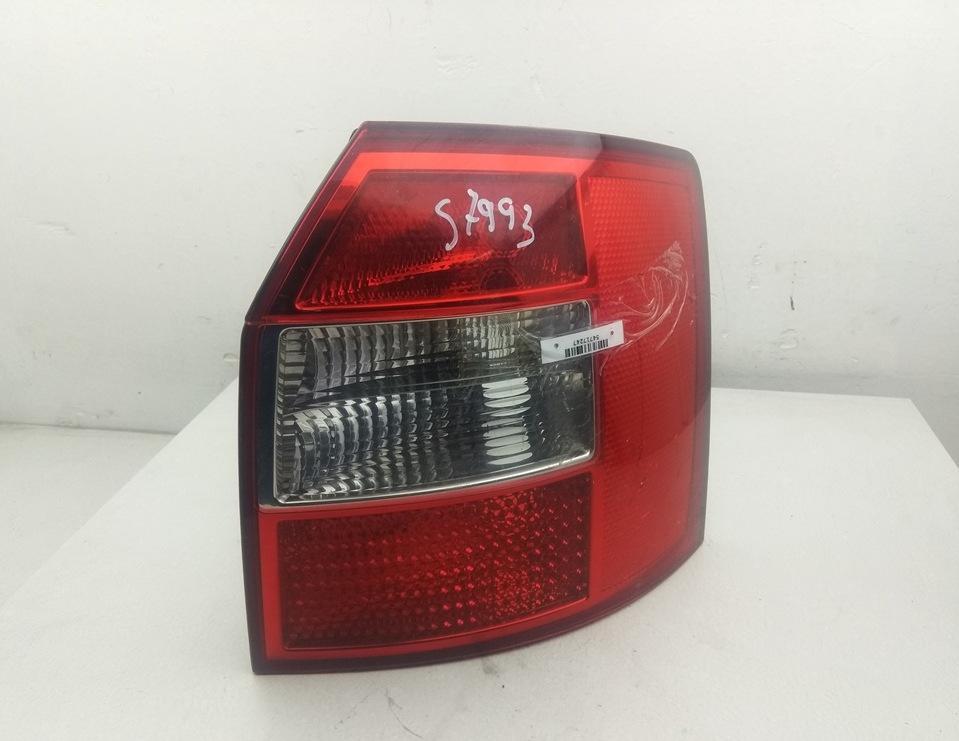 фонарь задний правый Audi A4 B6 2002, 1.9 л., дизель, МКПП, чёрный, универсал, 8E9945096